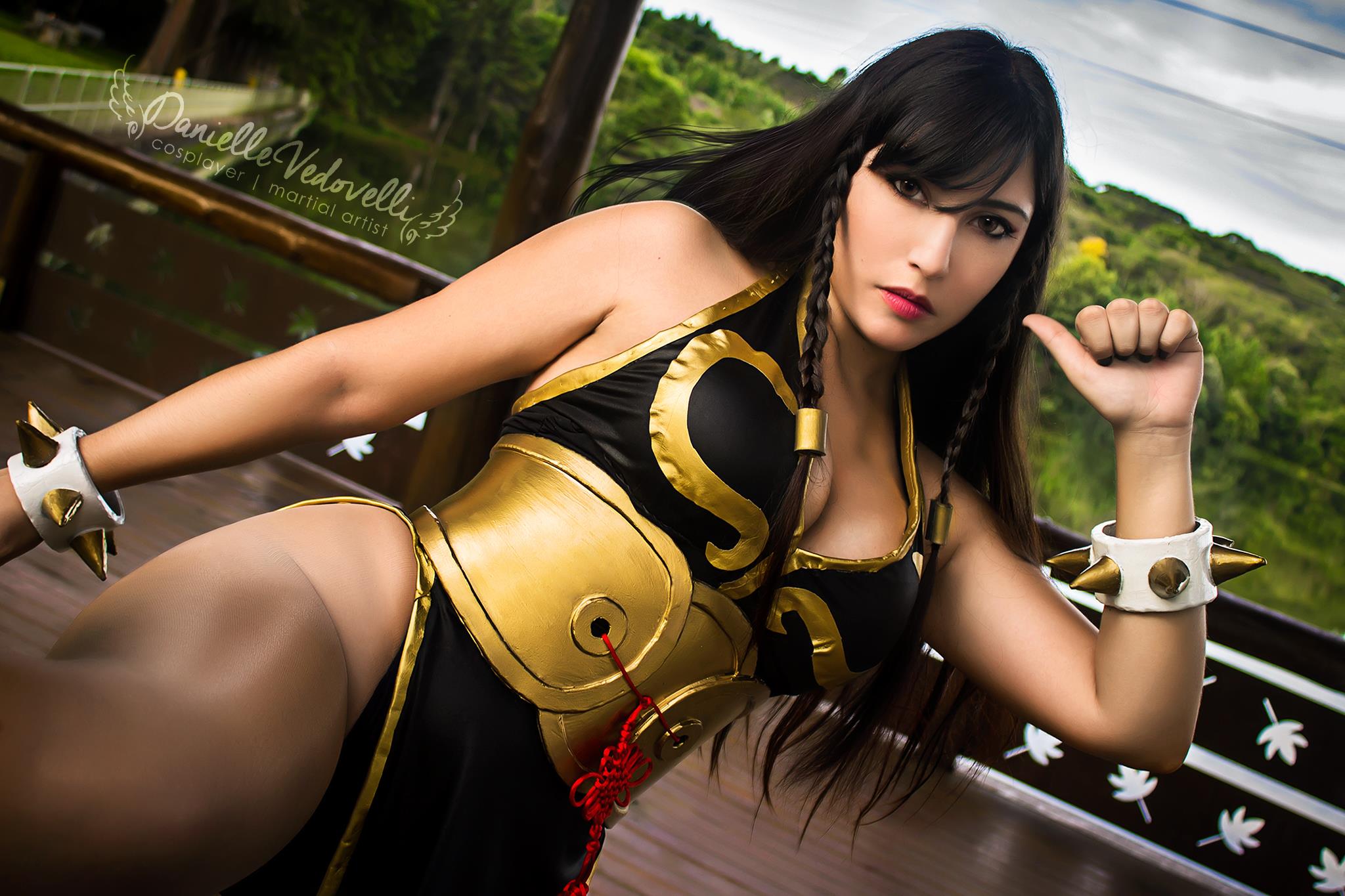 Chinese girl sexy cosplay