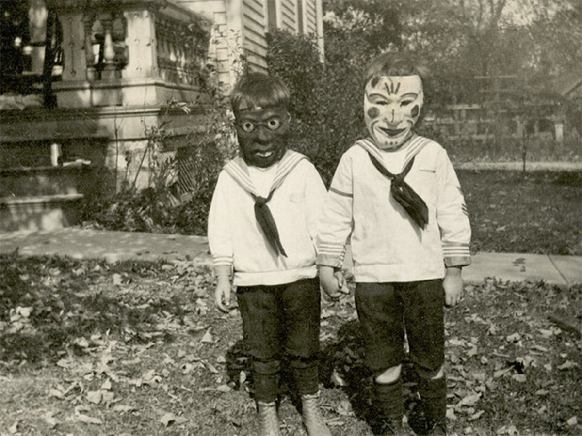 Старинные костюмы на Хэллоуин