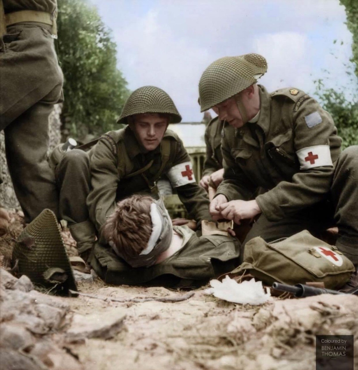 Вторая мировая война раненый солдат
