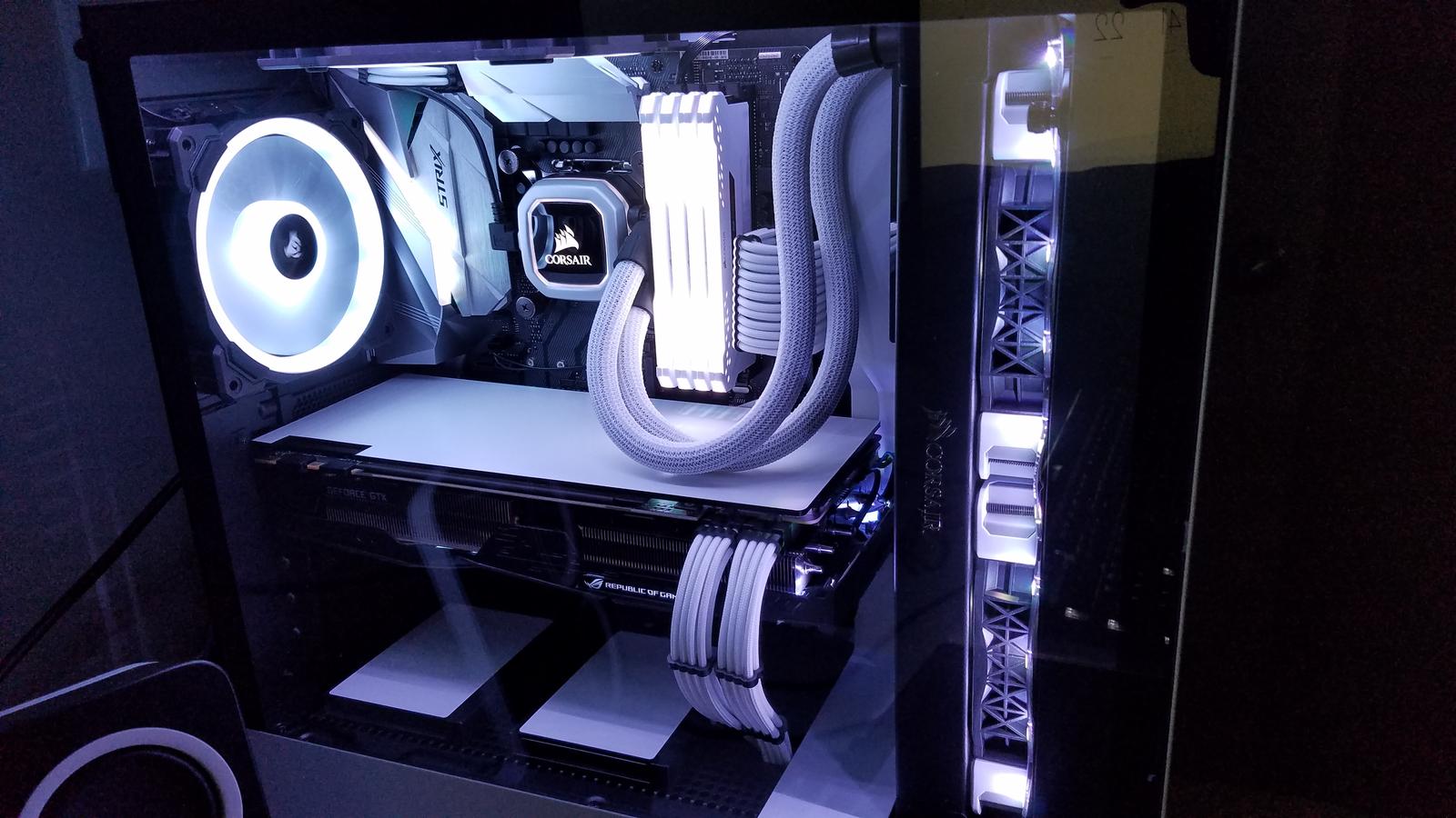 Почему изнутри. Кастом корпуса NZXT h500. NZXT 510 White водяное охлаждение. NZXT h710 Кастомная сво. NZXT Kraken z63 в корпус Corsair.