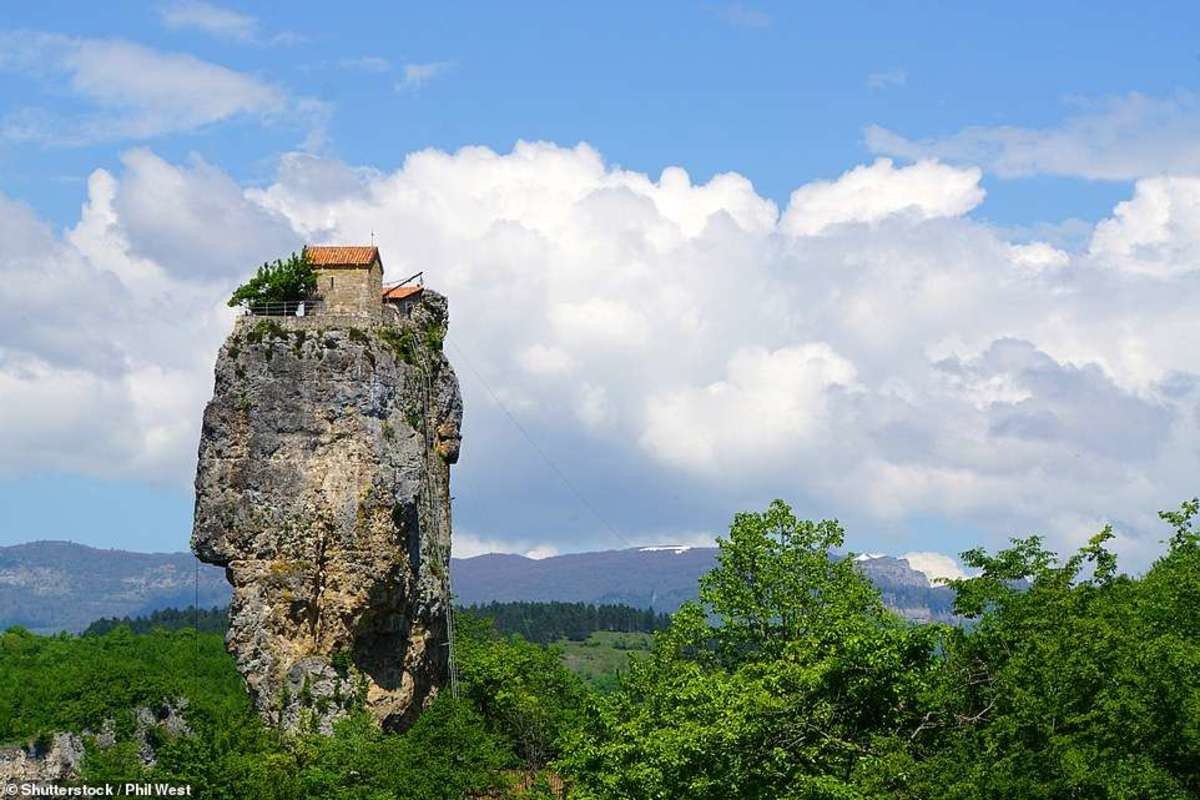 ÙØªÙØ¬Ø© Ø¨Ø­Ø« Ø§ÙØµÙØ± Ø¹Ù âªKatskhi pillarâ¬â